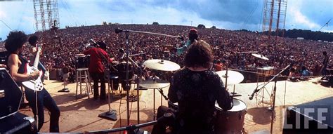 Bill Eppridge’s Incredible Images of Woodstock in 1969